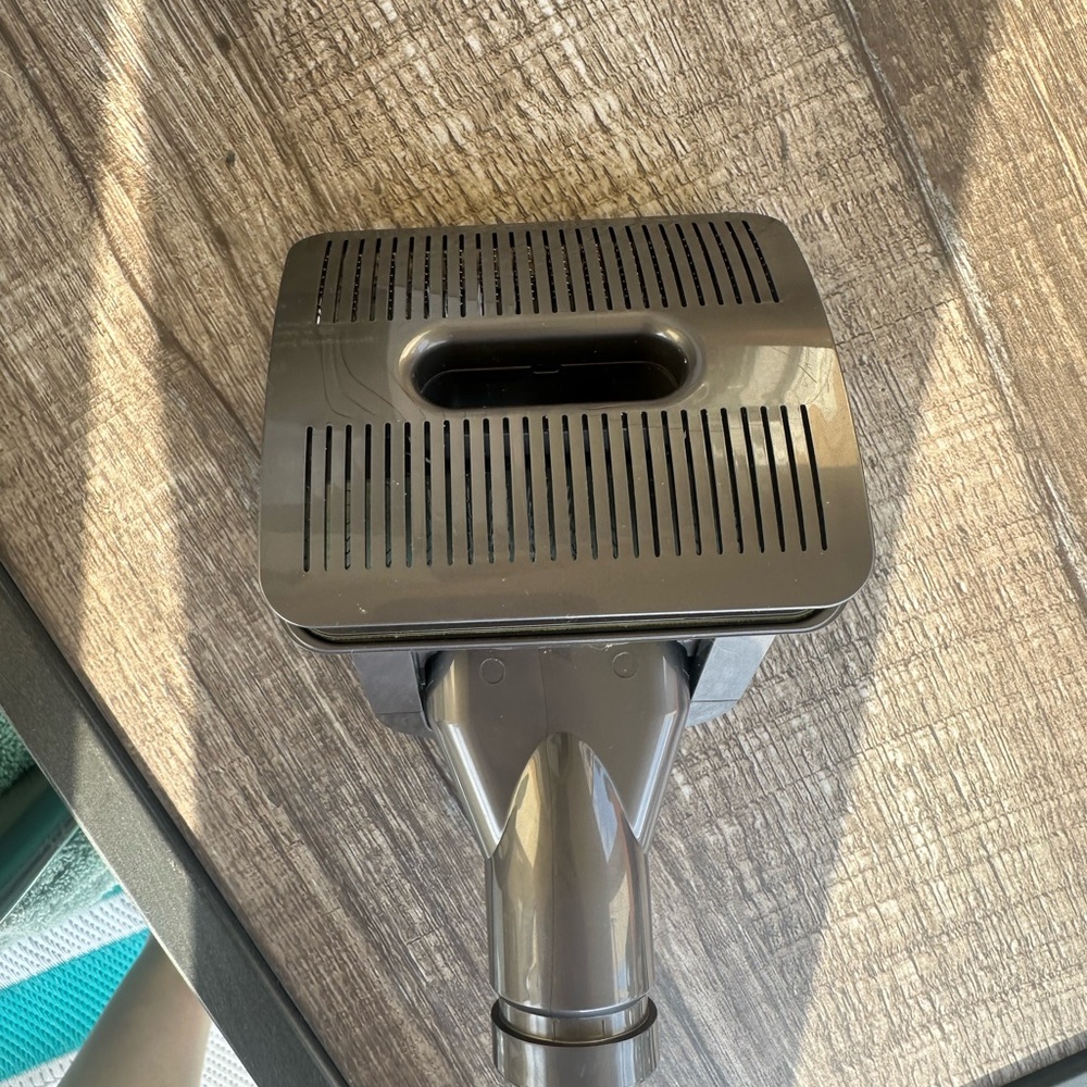Dyson pet grooming attachment